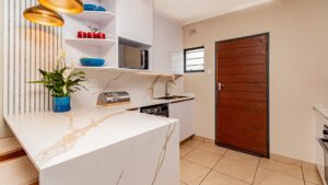 leopards-rest-estate-modern-kitchen-alberton-mcgeer-kitchens